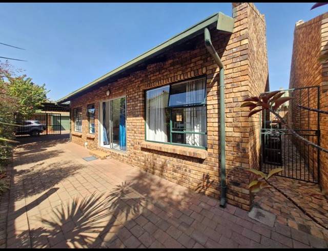 3 BEDROOM HOUSE FOR SALE IN ANNLIN